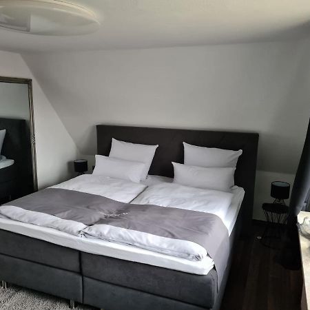 Exklusive Ferienwohnung Nahe Der Nordsee Wesselburen ภายนอก รูปภาพ