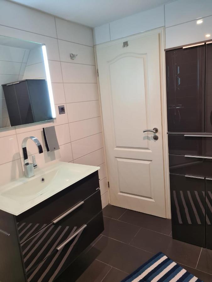 Exklusive Ferienwohnung Nahe Der Nordsee Wesselburen ภายนอก รูปภาพ